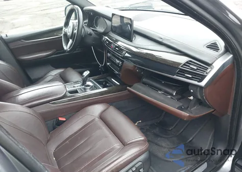 2014 BMW X5 xDrive50I z USA, uszkodzony, nr VIN 5UXKR6C57E0J71584